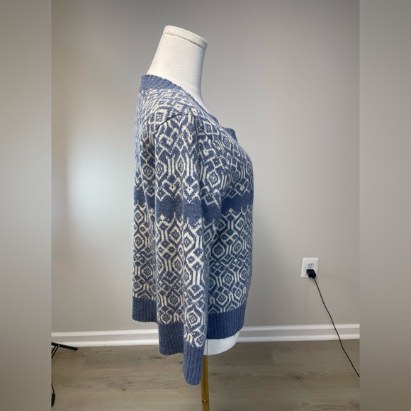 Carroll Reed 100% Lambs Wool Fair Isle Cardigan - Picture 7 of 11